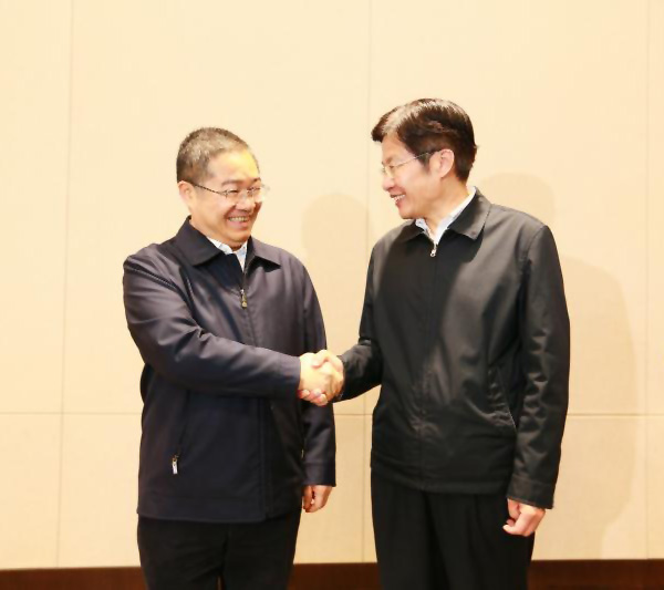 10.全國政協(xié)副主席，全國工商聯(lián)主席高云龍親切會見林印孫總裁.jpg