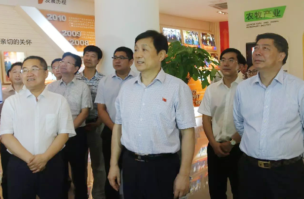 24.江西省委常委、省委秘書長趙力平蒞臨正邦集團考察.png
